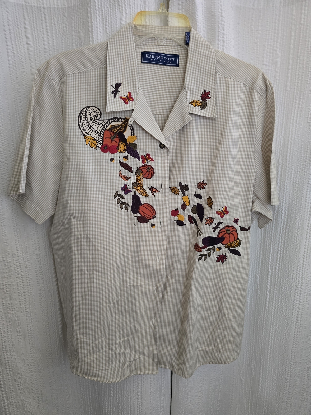XL Women Karen ScottBeige Button-Front Short Sleeve Shirt with Autumn Embroidery